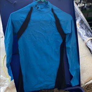 UA long sleeve shirt